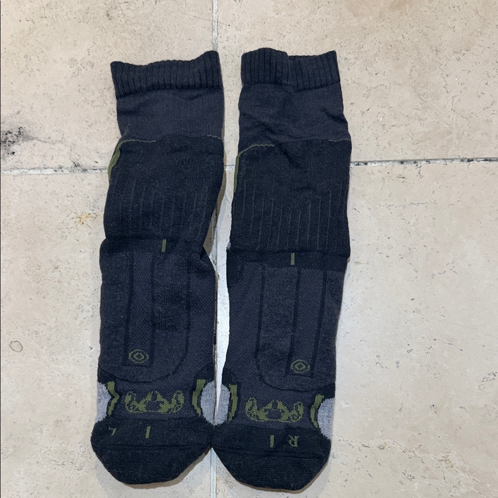 KUIU Nuyarn Black and Olive Athletic Socks